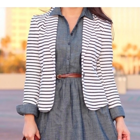 Old Navy Blazer - Picture 11 of 12